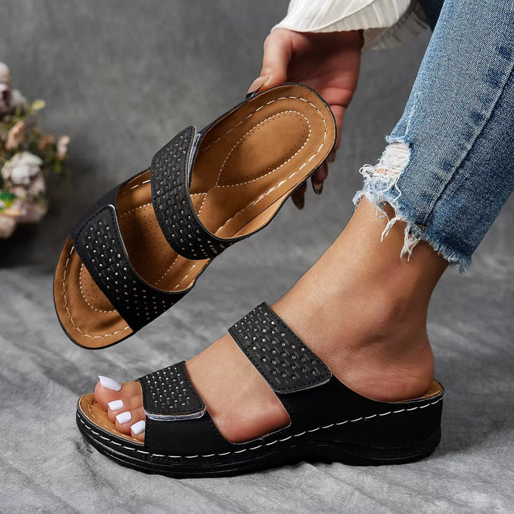 Ortholuxe™ – Breathable orthopedic slip-on sandals