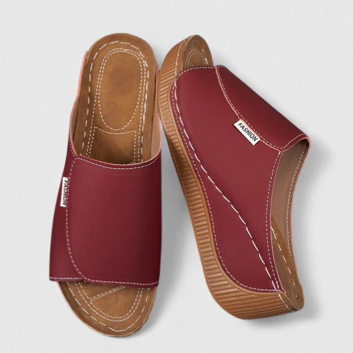 Vivia | Soft Horizon Sandal