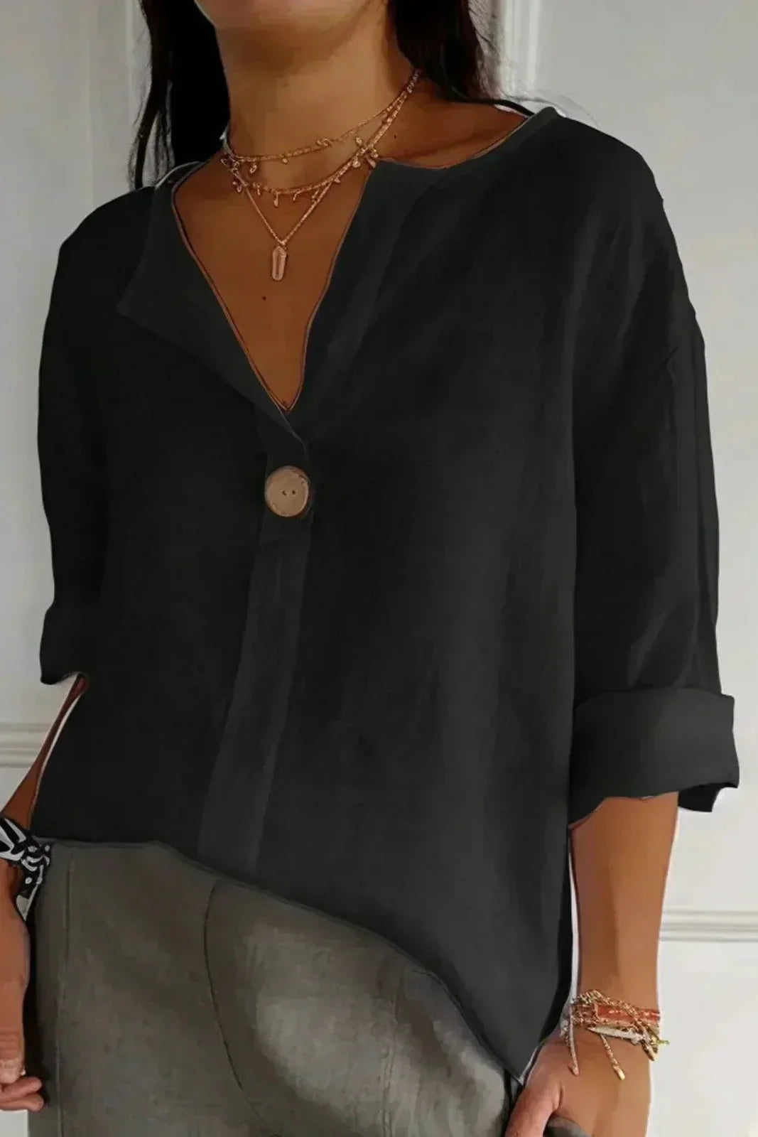 Elise | Relaxed Button-Detail V-Neck Blouse