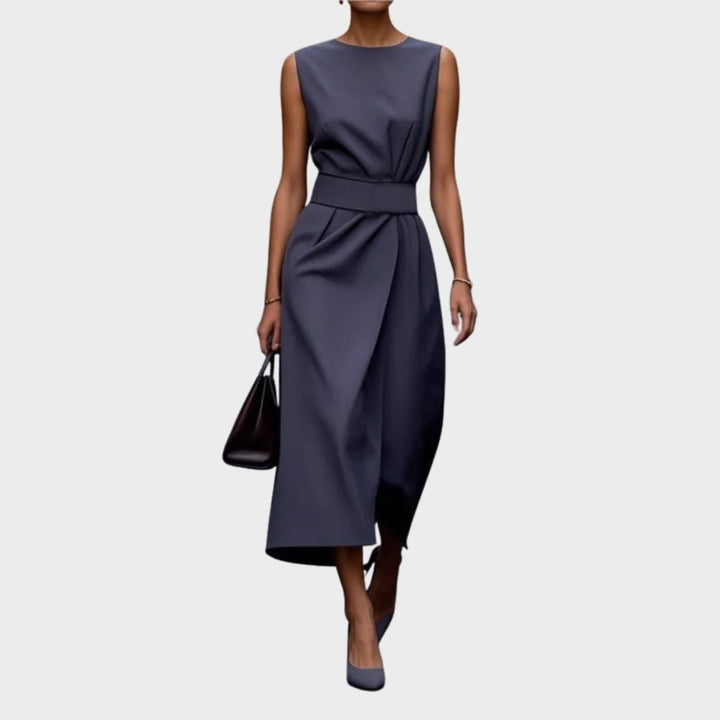 Ariette | Timeless Round-Neck Dress