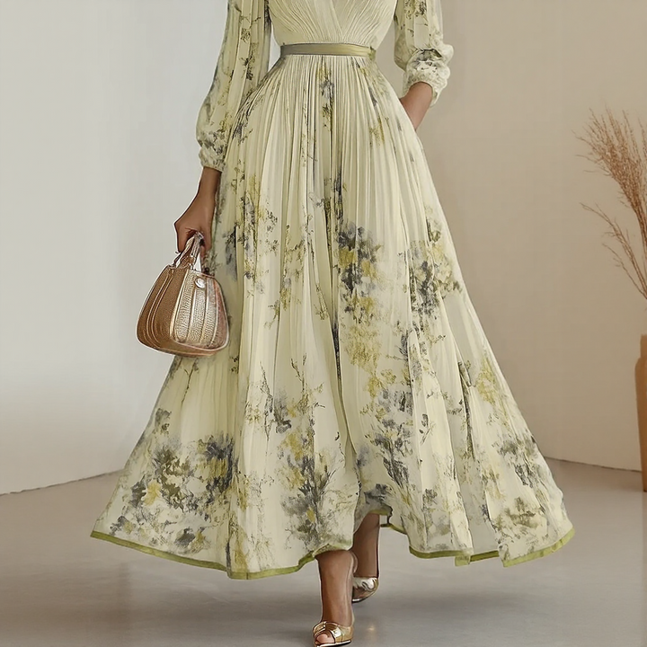 Maelis | Pleated Floral Maxi Dress