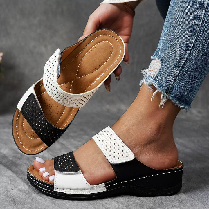 Ortholuxe™ – Breathable orthopedic slip-on sandals